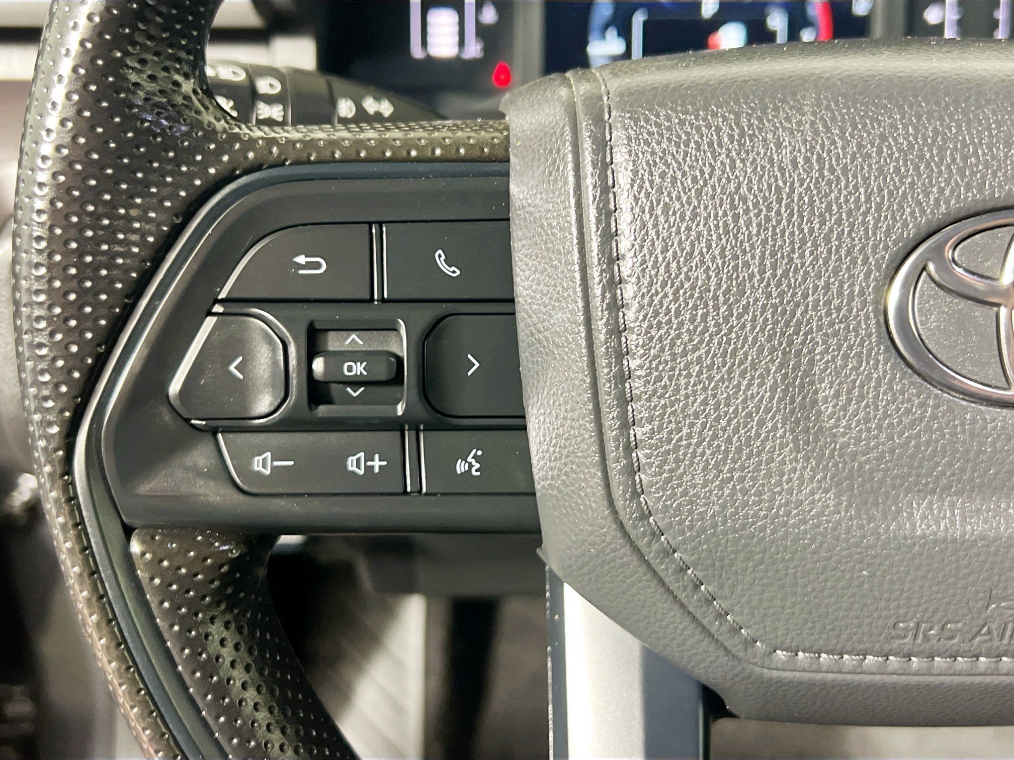 Used 2024 Toyota Tacoma SR5 RWD image 18