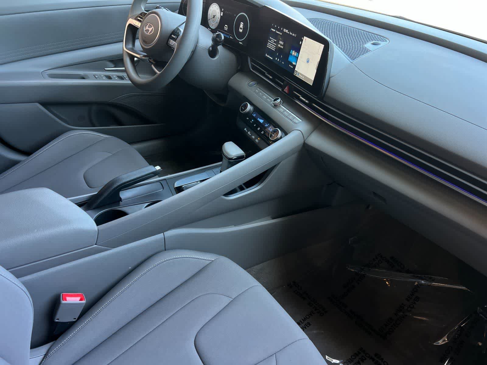 Certified 2024 Hyundai Elantra SEL FWD image 16