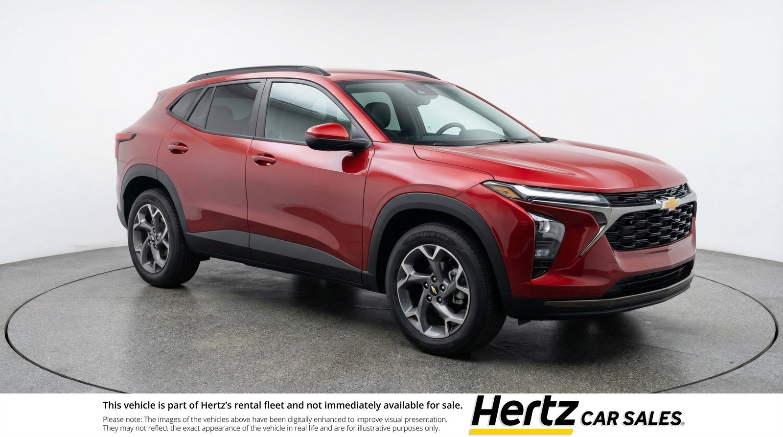 Used 2025 Chevrolet Trax LT image 1