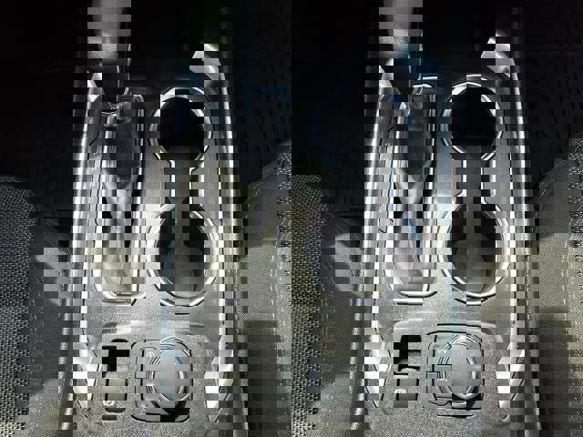 Used 2023 Chevrolet Traverse LT image 14