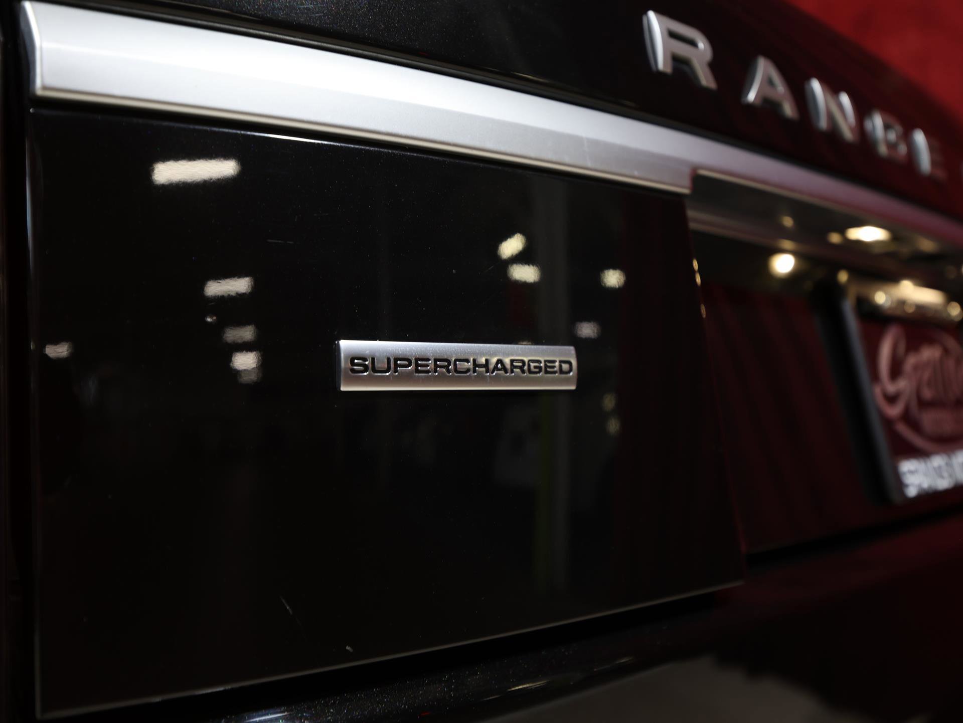 Used 2016 Land Rover Range Rover Supercharged image 28