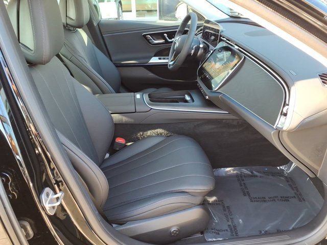 New 2026 Mercedes-Benz E 350 4MATIC Sedan image 16
