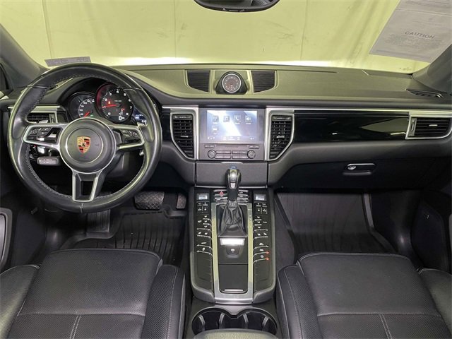 Used 2018 Porsche Macan image 26