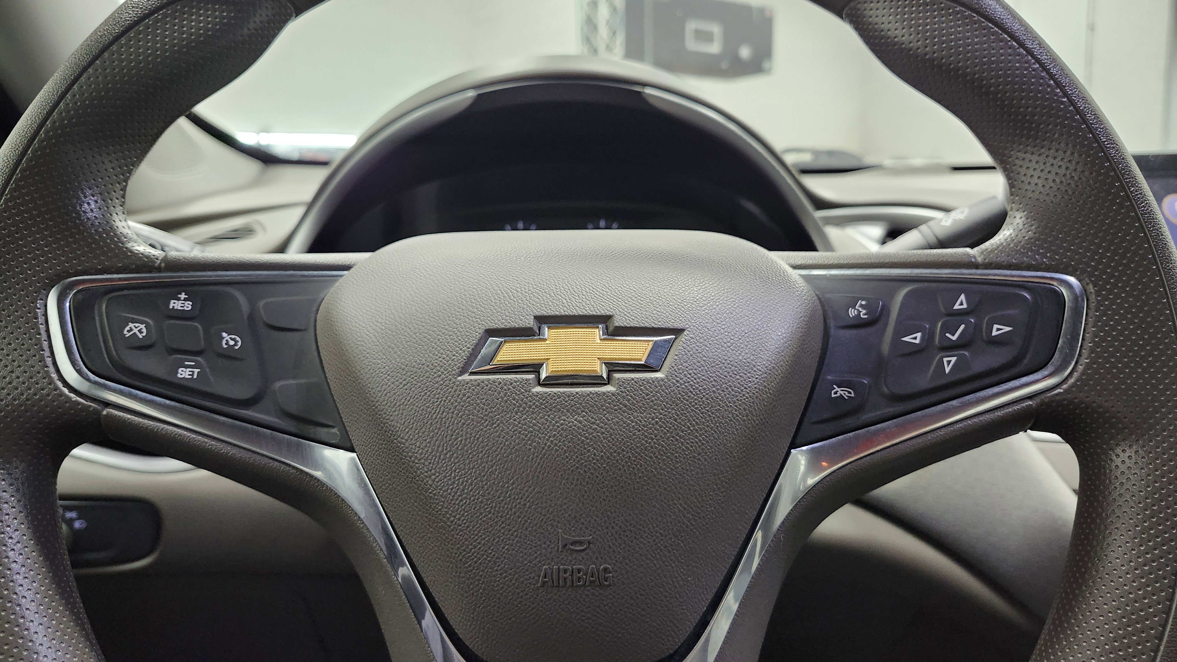 Used 2021 Chevrolet Malibu LS image 25