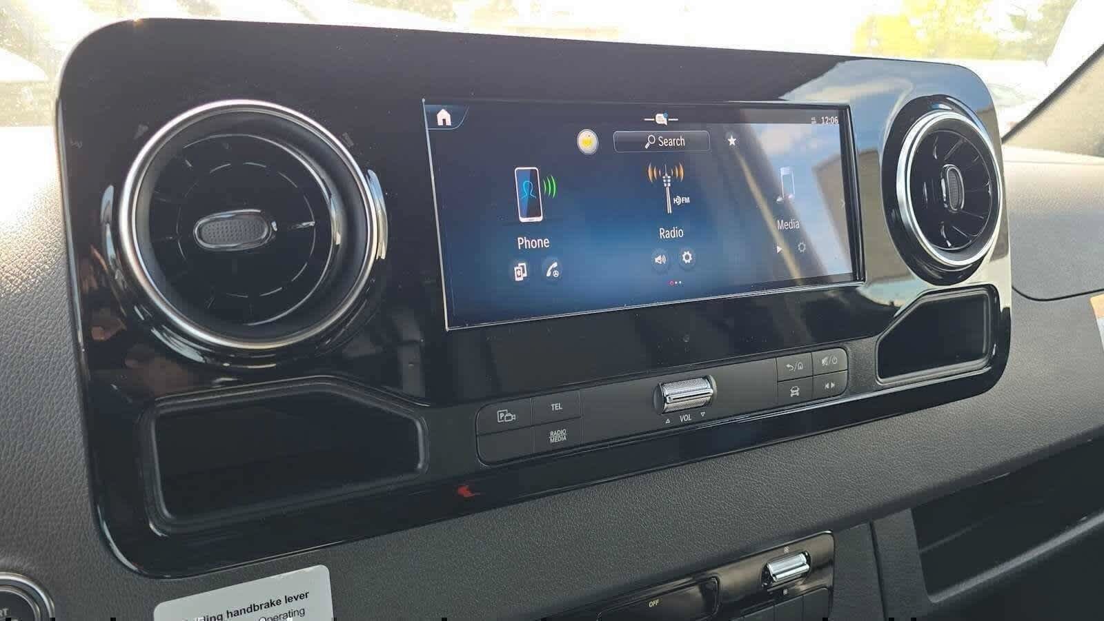 Used 2026 Mercedes-Benz Sprinter 2500 image 32