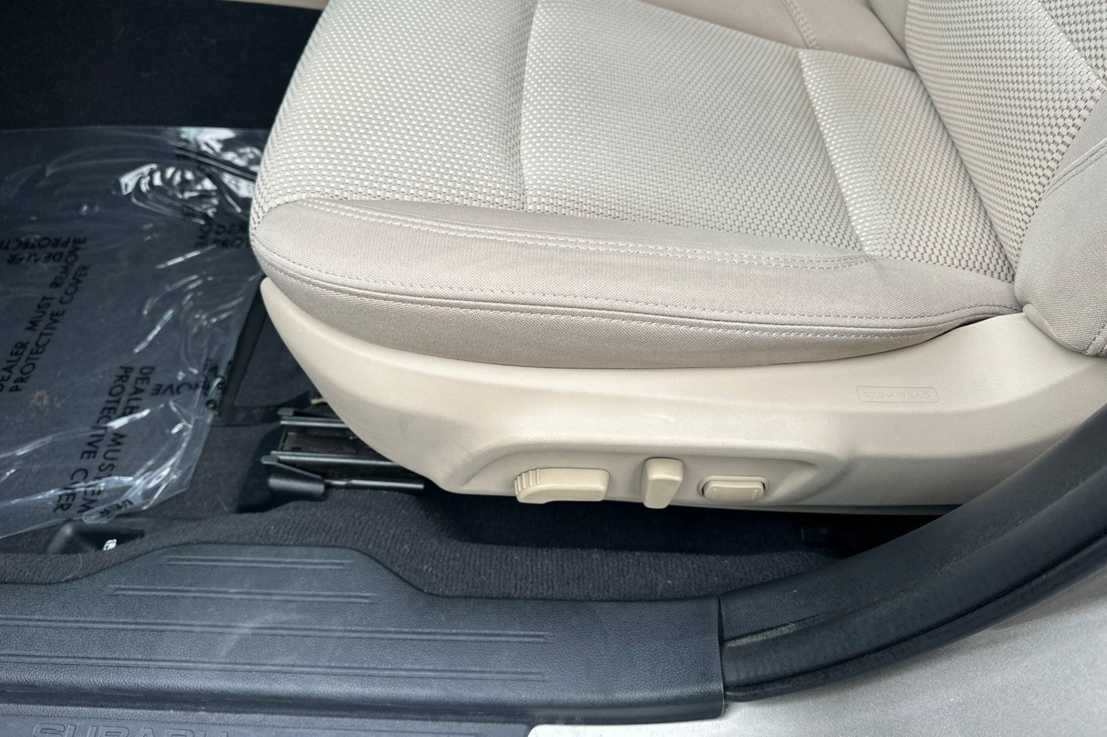 Used 2019 Subaru Outback 2.5i Premium w/ Popular Package #2 AWD/4WD image 14
