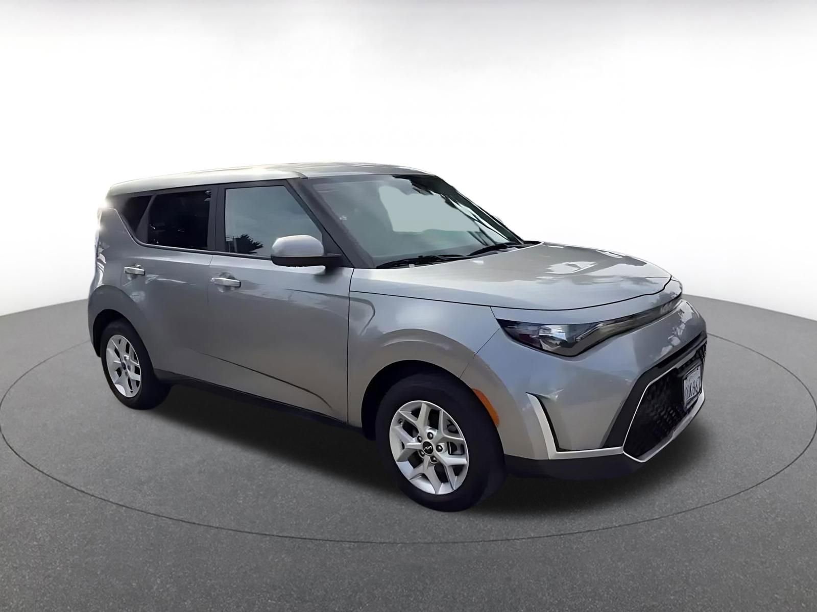 Used 2025 Kia Soul LX w/ LX Technology Package FWD video 2