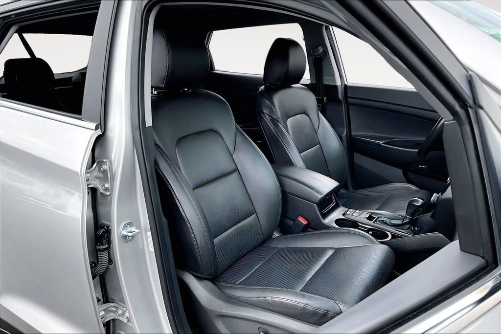 Used 2021 Hyundai Tucson Limited AWD/4WD image 7
