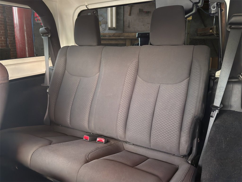 Used 2015 Jeep Wrangler Sport image 12