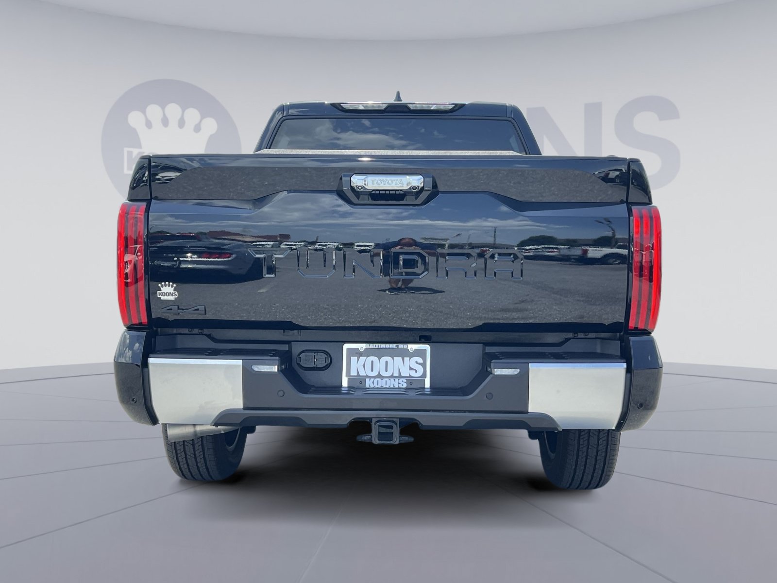 Used 2026 Toyota Tundra Limited AWD/4WD image 5