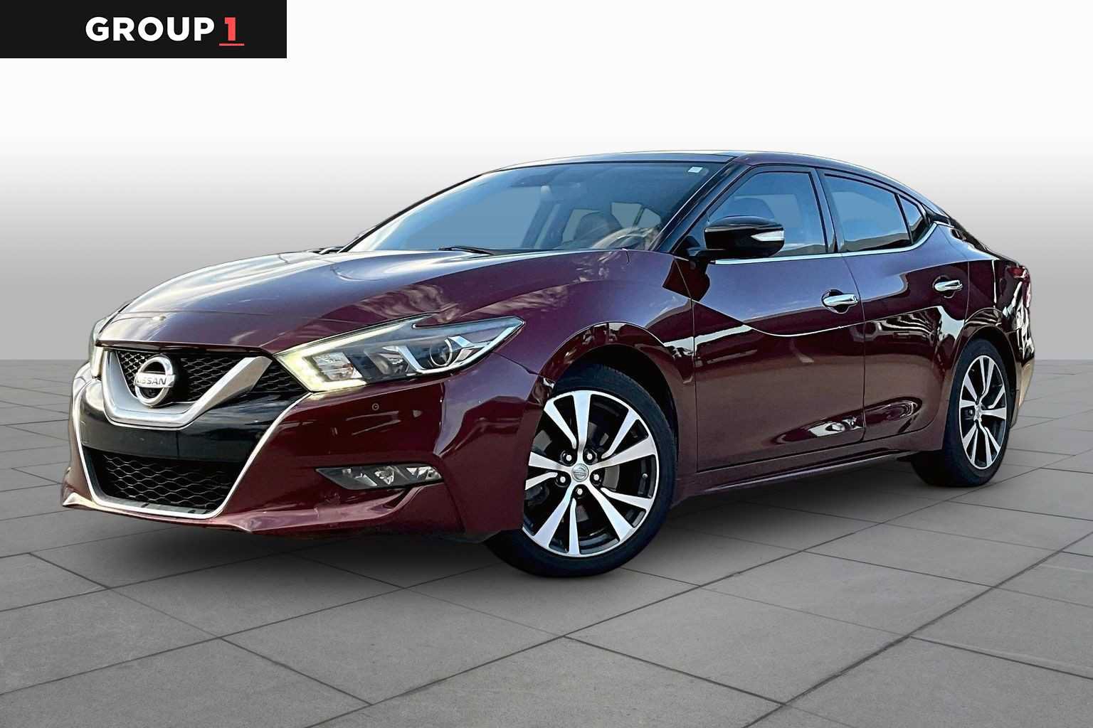Used 2017 Nissan Maxima Platinum FWD image 1