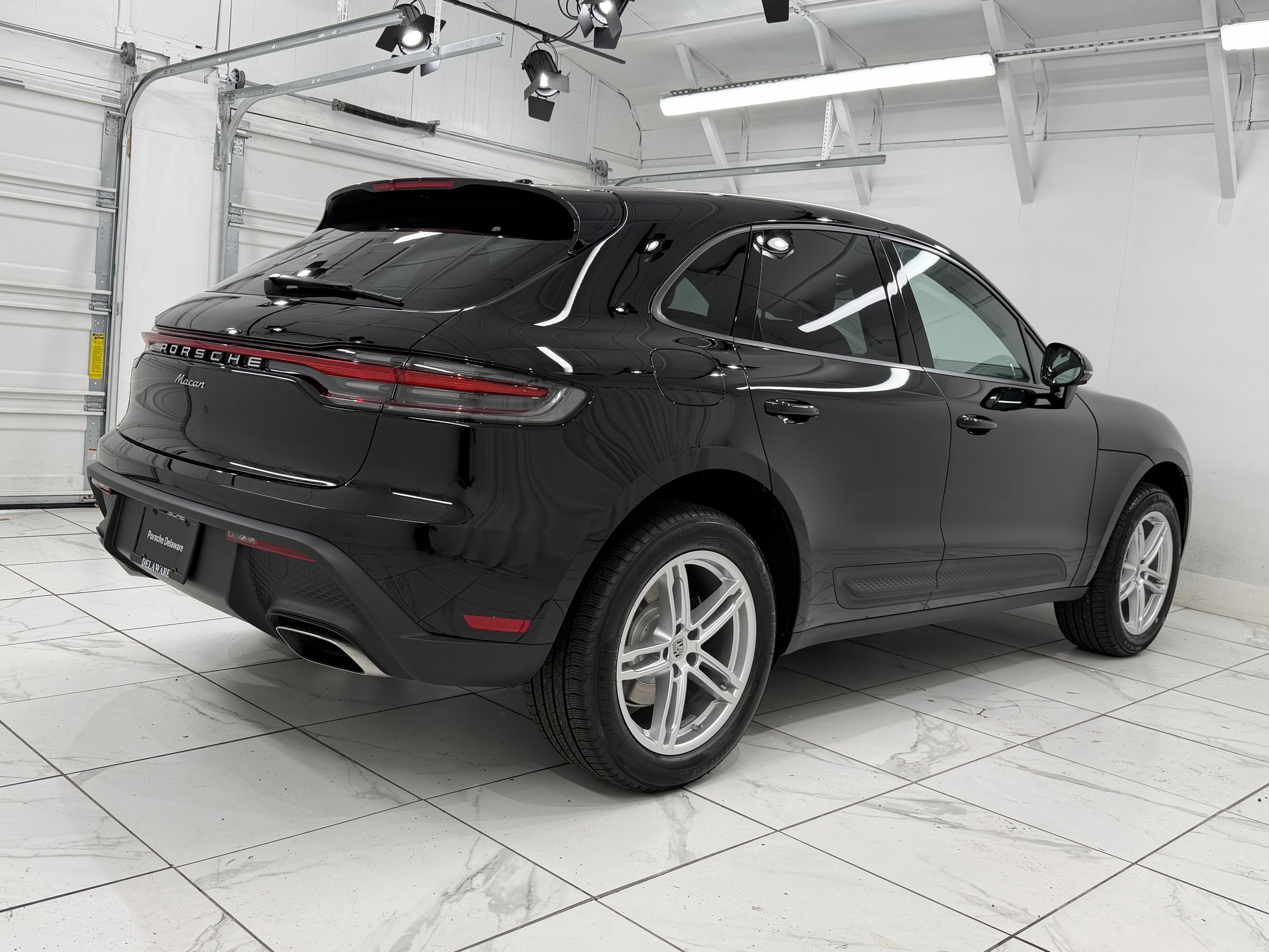 New 2026 Porsche Macan image 11
