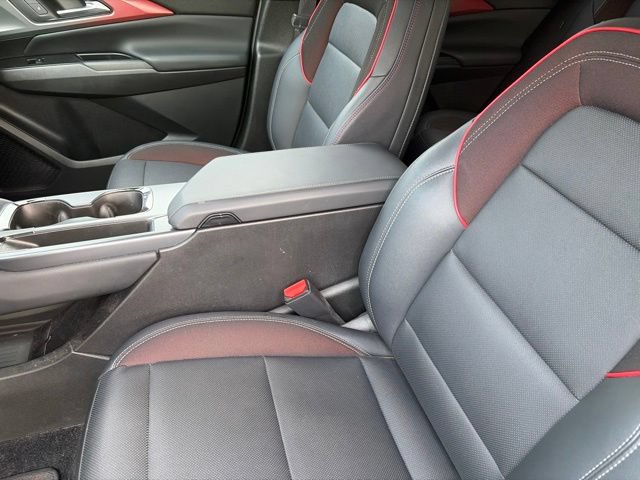 Certified 2024 Chevrolet Equinox EV RS FWD image 8
