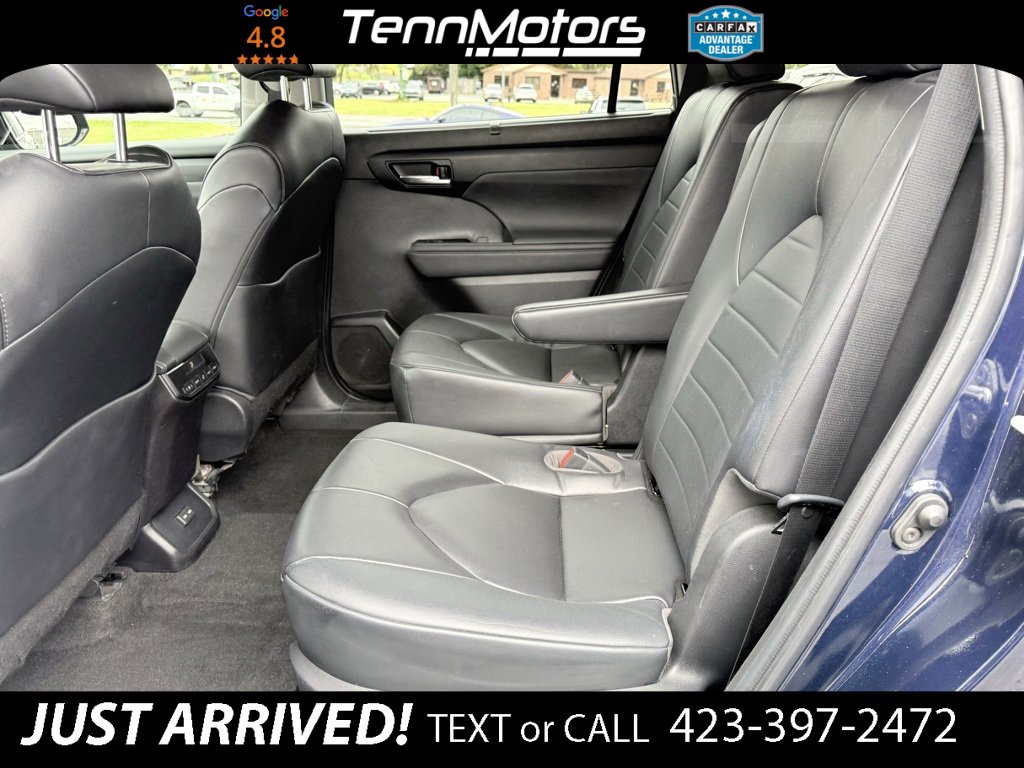 Used 2023 Toyota Highlander XLE image 12