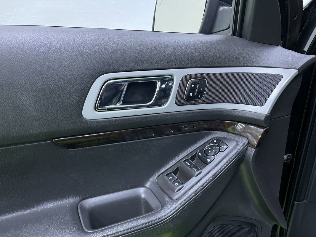 Used 2012 Ford Explorer Limited image 15