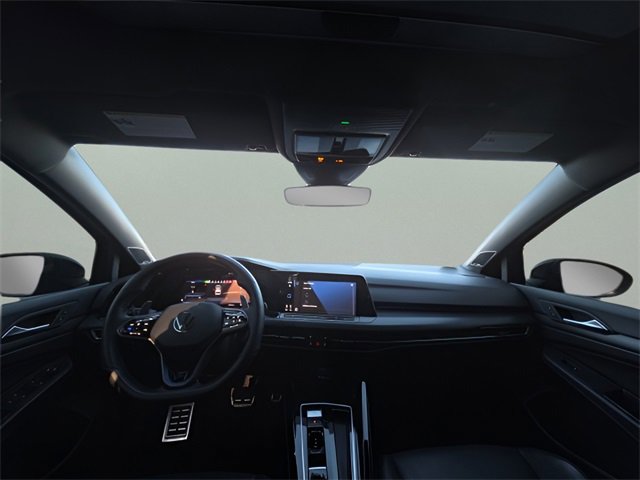 Used 2023 Volkswagen Golf R image 10