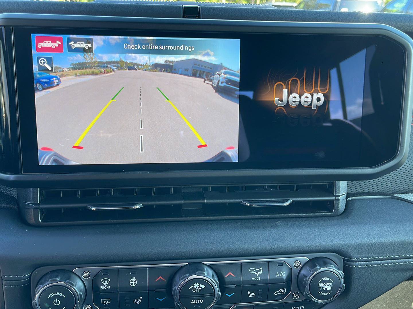 New 2026 Jeep Gladiator Rubicon AWD/4WD image 19