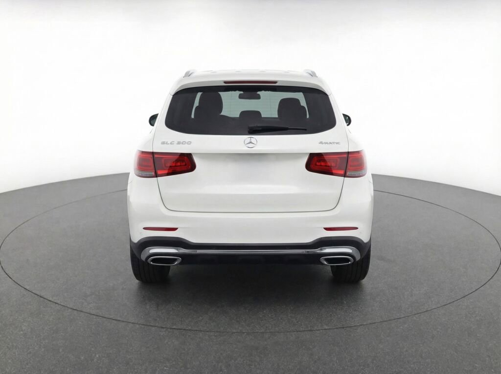 Used 2022 Mercedes-Benz GLC 300 4MATIC image 7