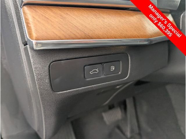 Used 2025 Volvo XC90 T8 Plus w/ Protection Package Premier image 17