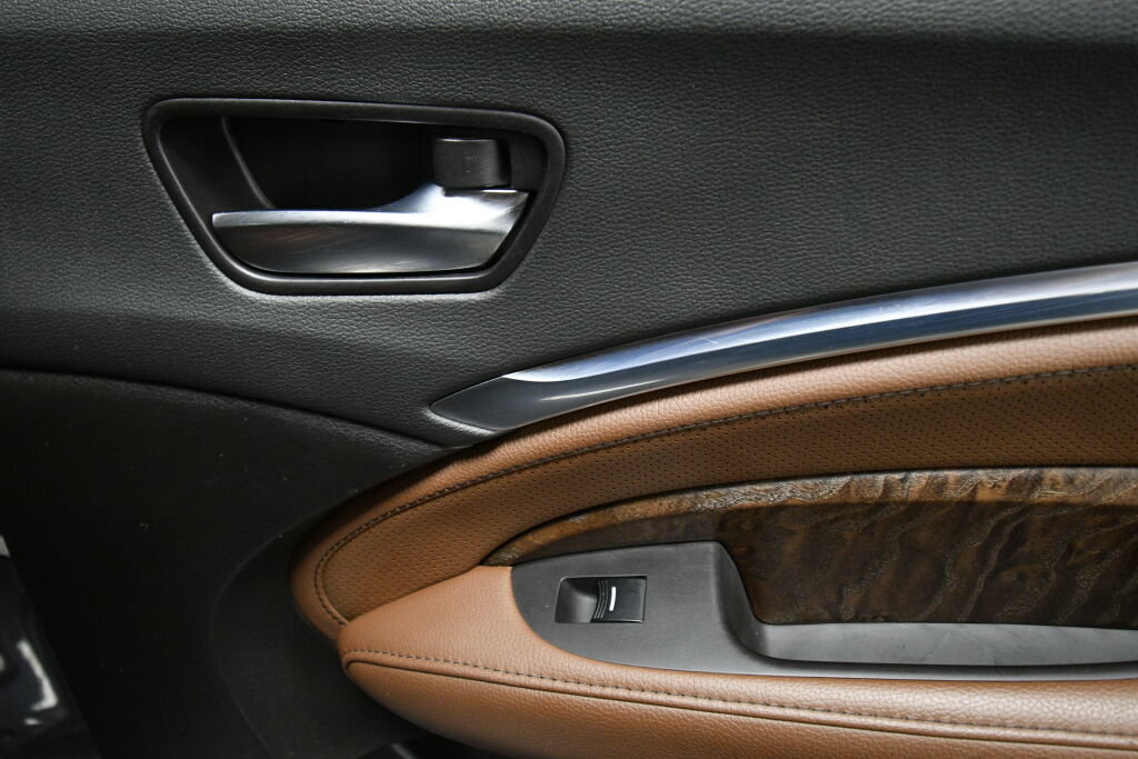 Used 2020 Acura MDX SH-AWD w/ Technology Package image 29