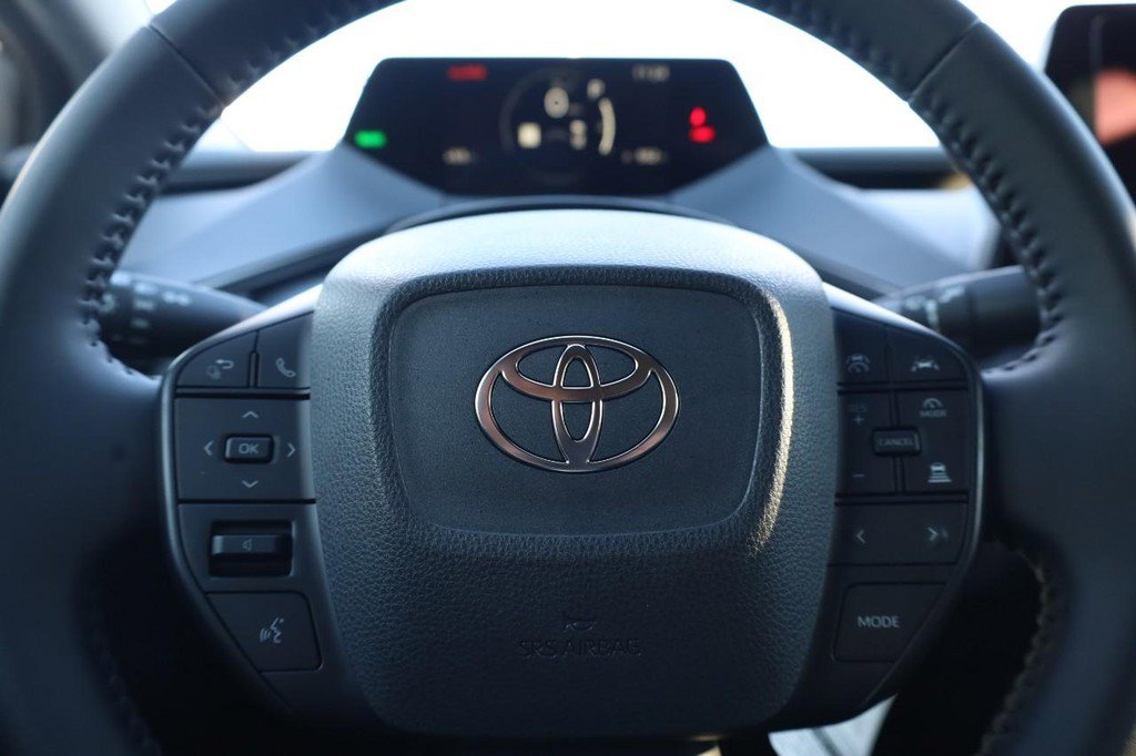 New 2026 Toyota Prius LE image 9