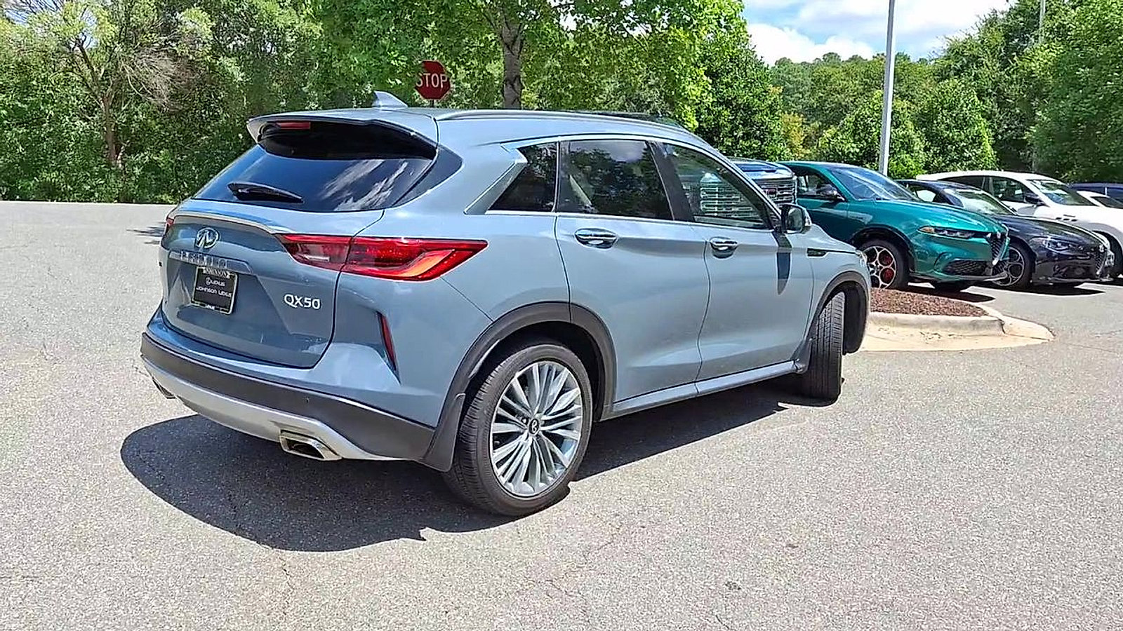 Used 2024 INFINITI QX50 Sensory image 8