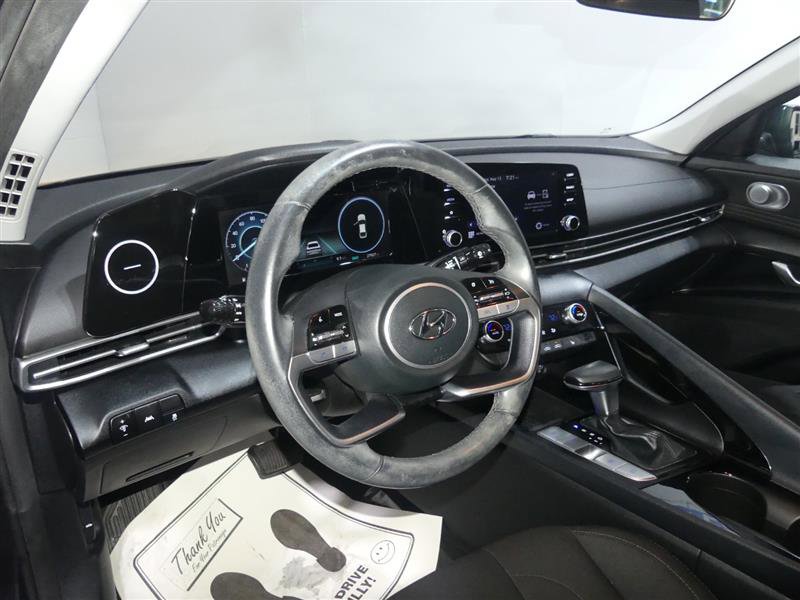 Used 2021 Hyundai Elantra SEL w/ Convenience + Premium Package FWD image 23