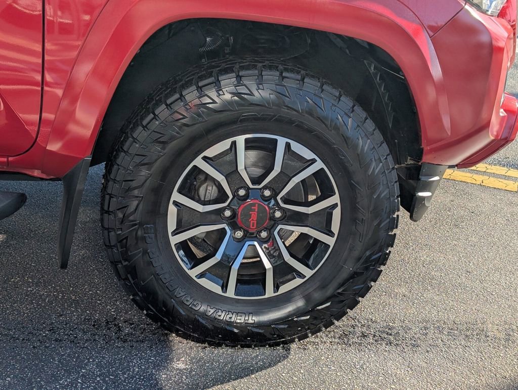 Used 2022 Toyota Tacoma TRD Sport image 8