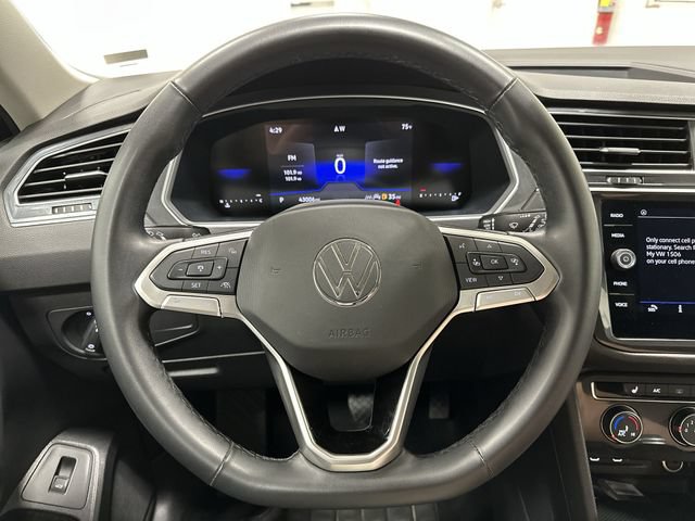 Used 2024 Volkswagen Tiguan SE FWD image 18