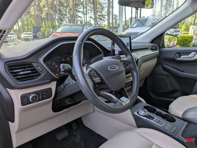 Used 2021 Ford Escape SEL image 10