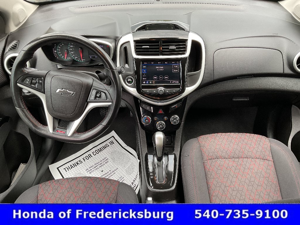 Used 2020 Chevrolet Sonic LT w/ Convenience Package FWD image 38