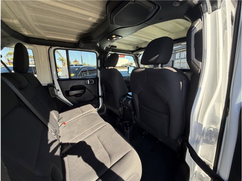 Used 2019 Jeep Wrangler Unlimited Sport S AWD/4WD image 27