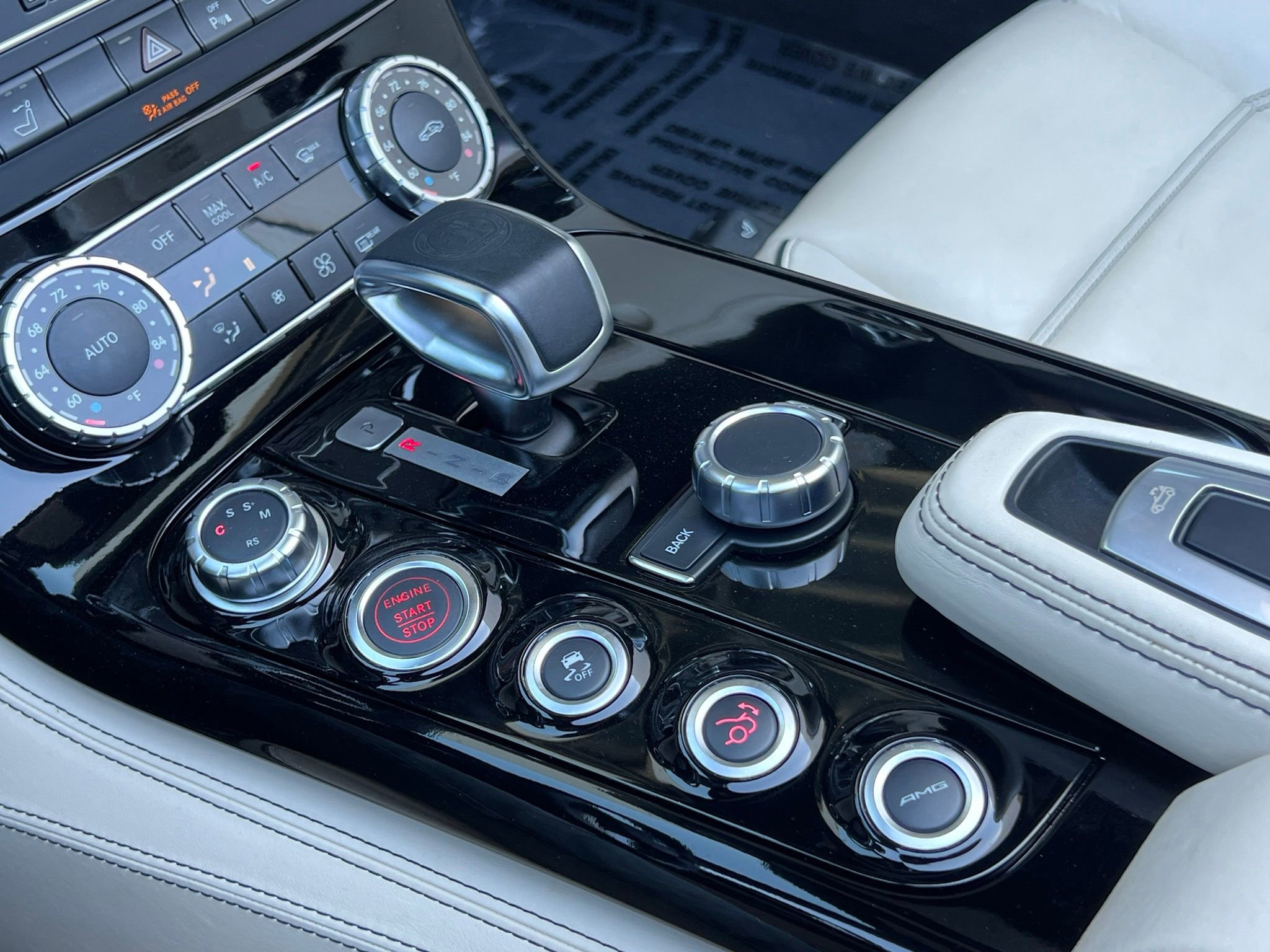 Used 2012 Mercedes-Benz SLS AMG Roadster image 28