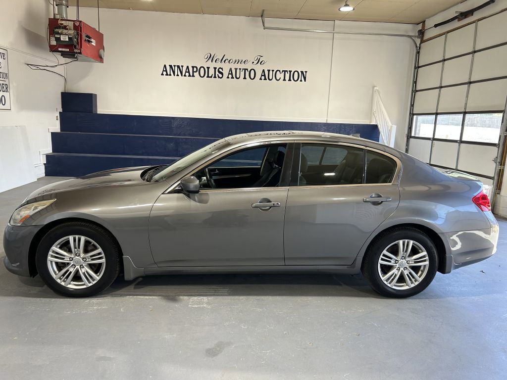 Used 2013 INFINITI G37 x Sedan w/ Premium Pkg