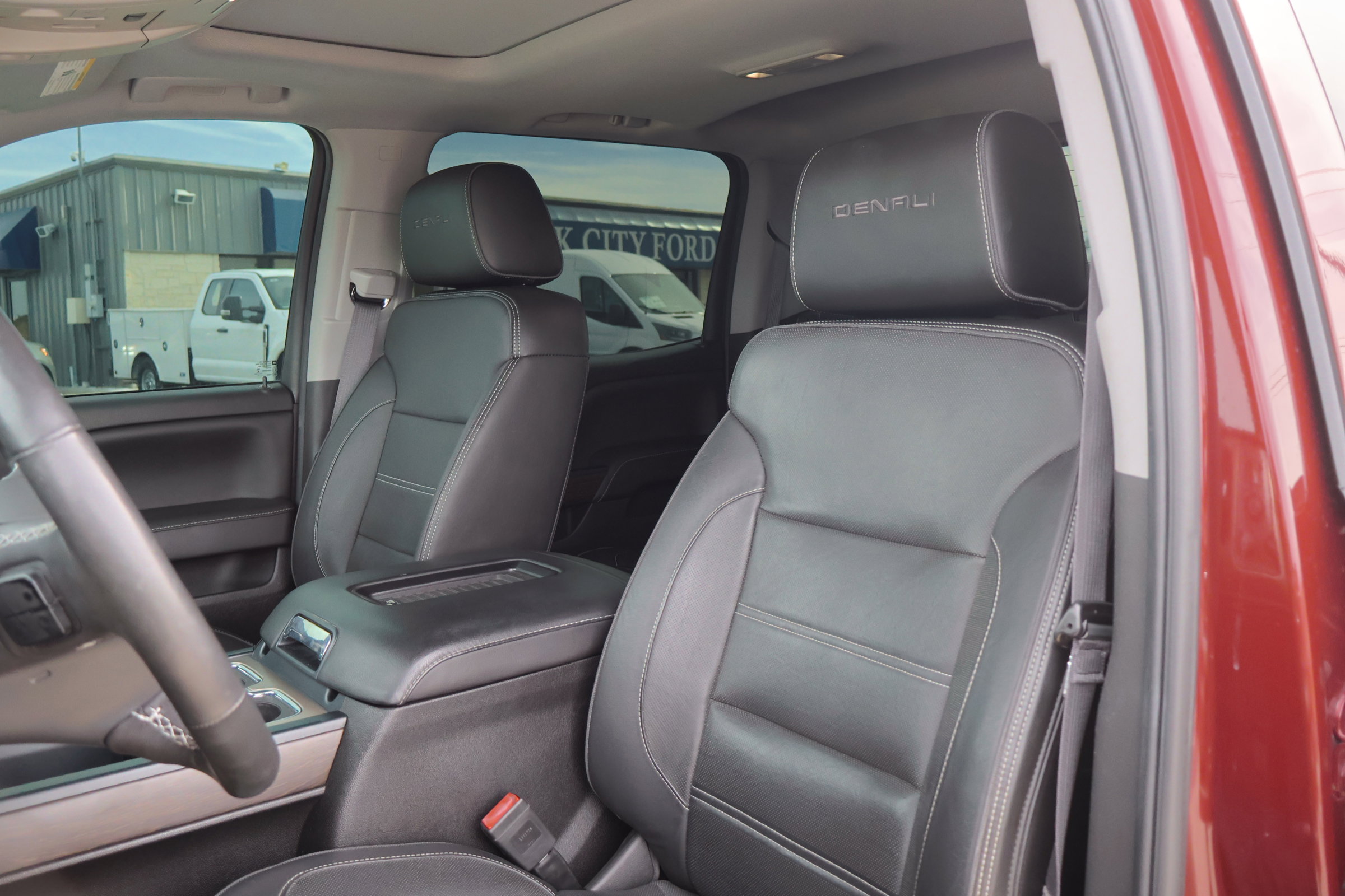 Used 2017 GMC Sierra 1500 Denali w/ Denali Ultimate Package image 14