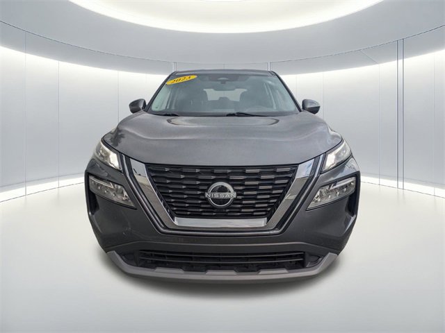 Used 2023 Nissan Rogue SV image 7