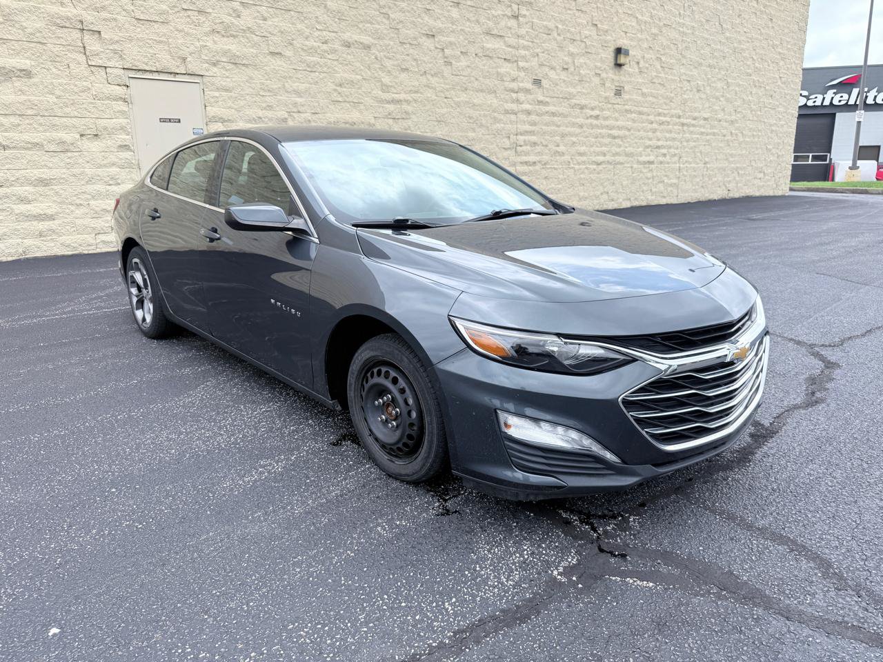 Used 2020 Chevrolet Malibu LT FWD image 7