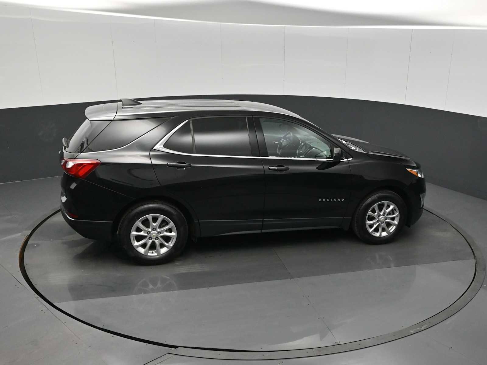 Used 2020 Chevrolet Equinox LT image 30