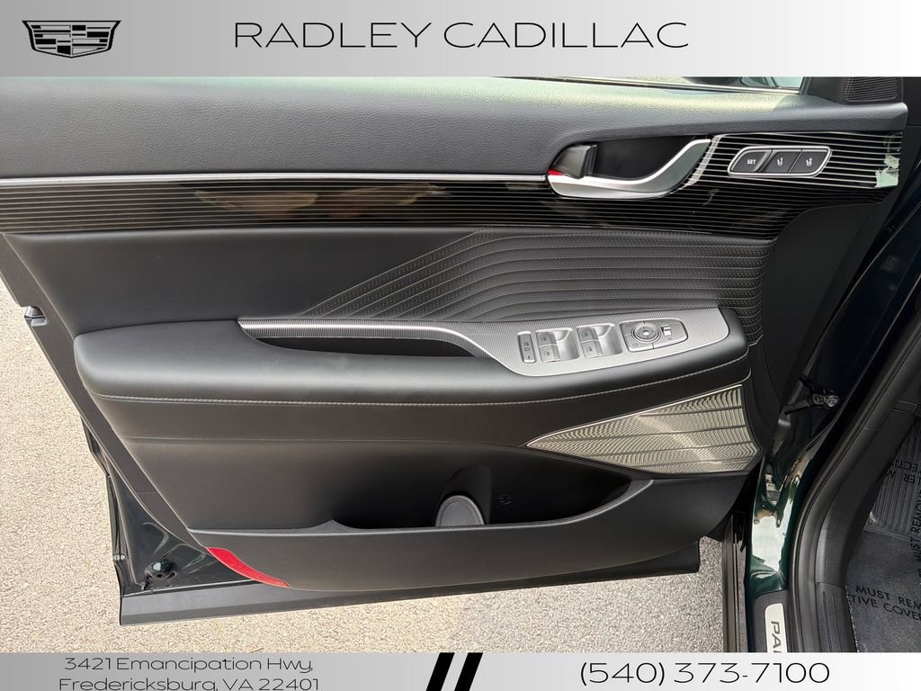Used 2025 Hyundai Palisade Calligraphy AWD/4WD image 4