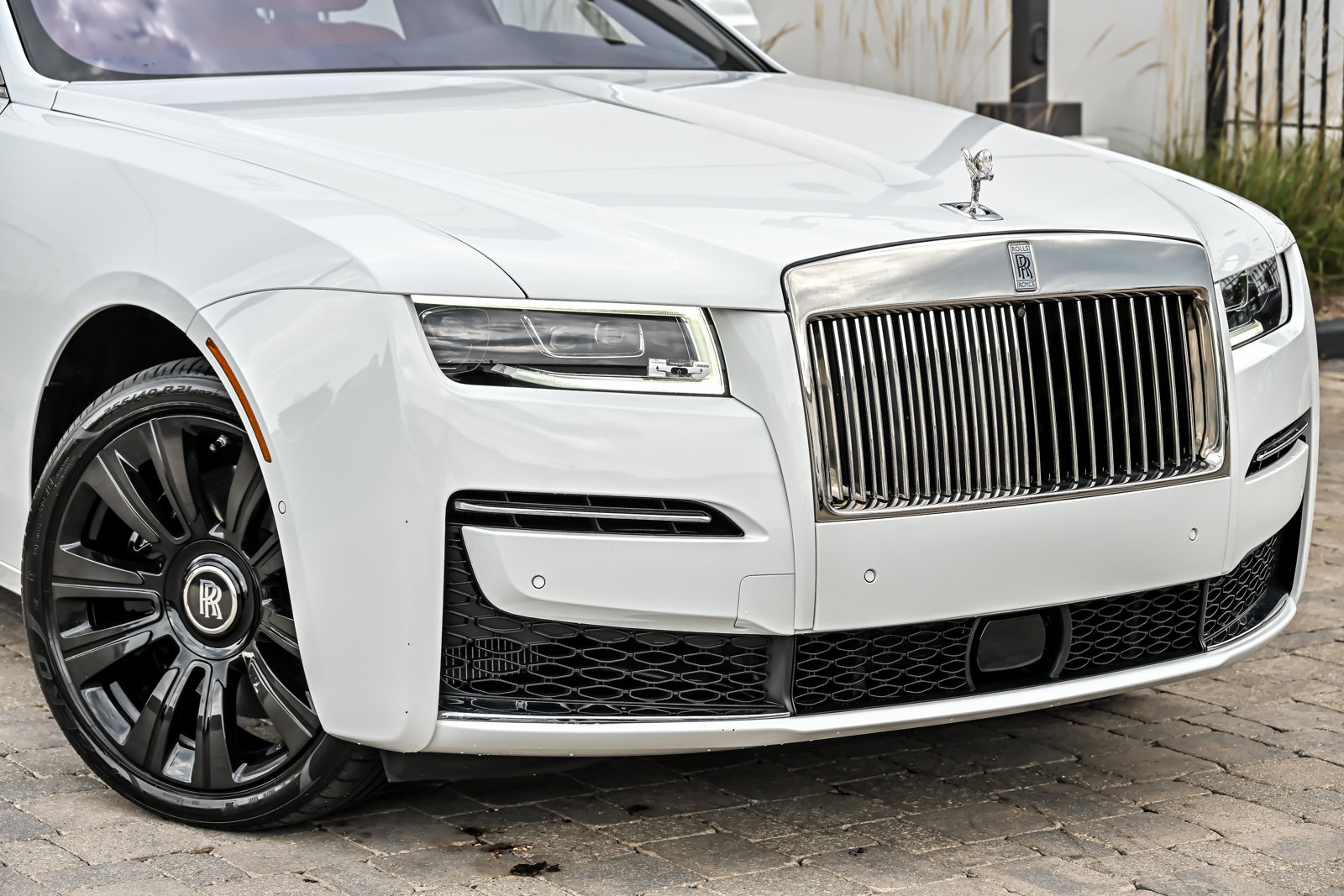 Used 2022 Rolls-Royce Ghost AWD/4WD image 2