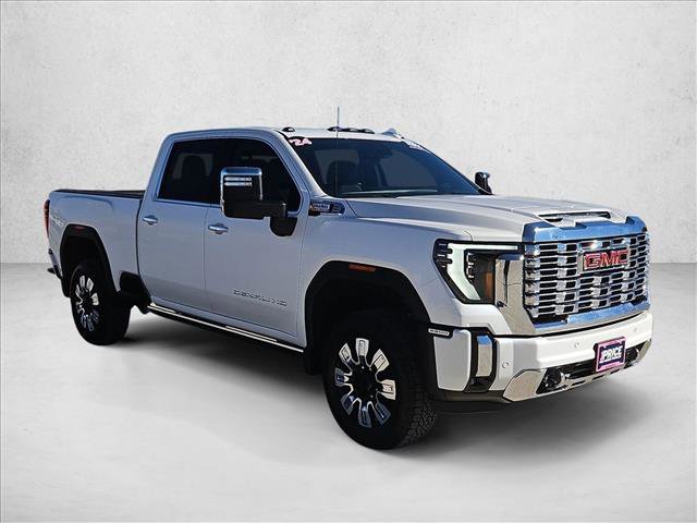 Used 2024 GMC Sierra 3500 Denali w/ Denali Reserve Package image 3