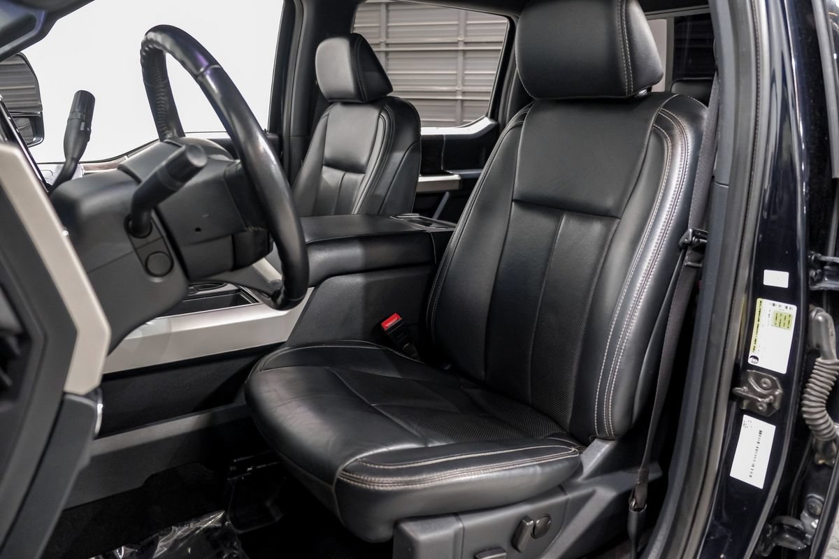 Used 2022 Ford F250 Lariat w/ Black Appearance Package AWD/4WD image 31