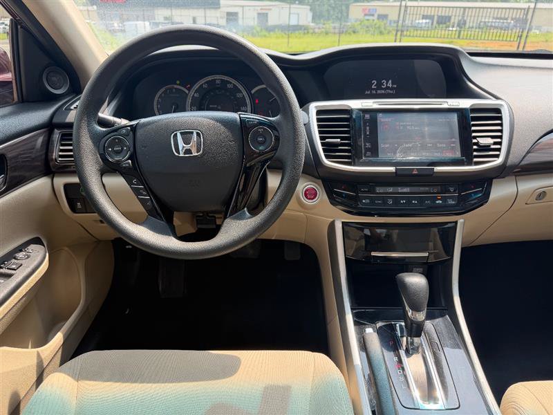 Used 2017 Honda Accord EX image 19