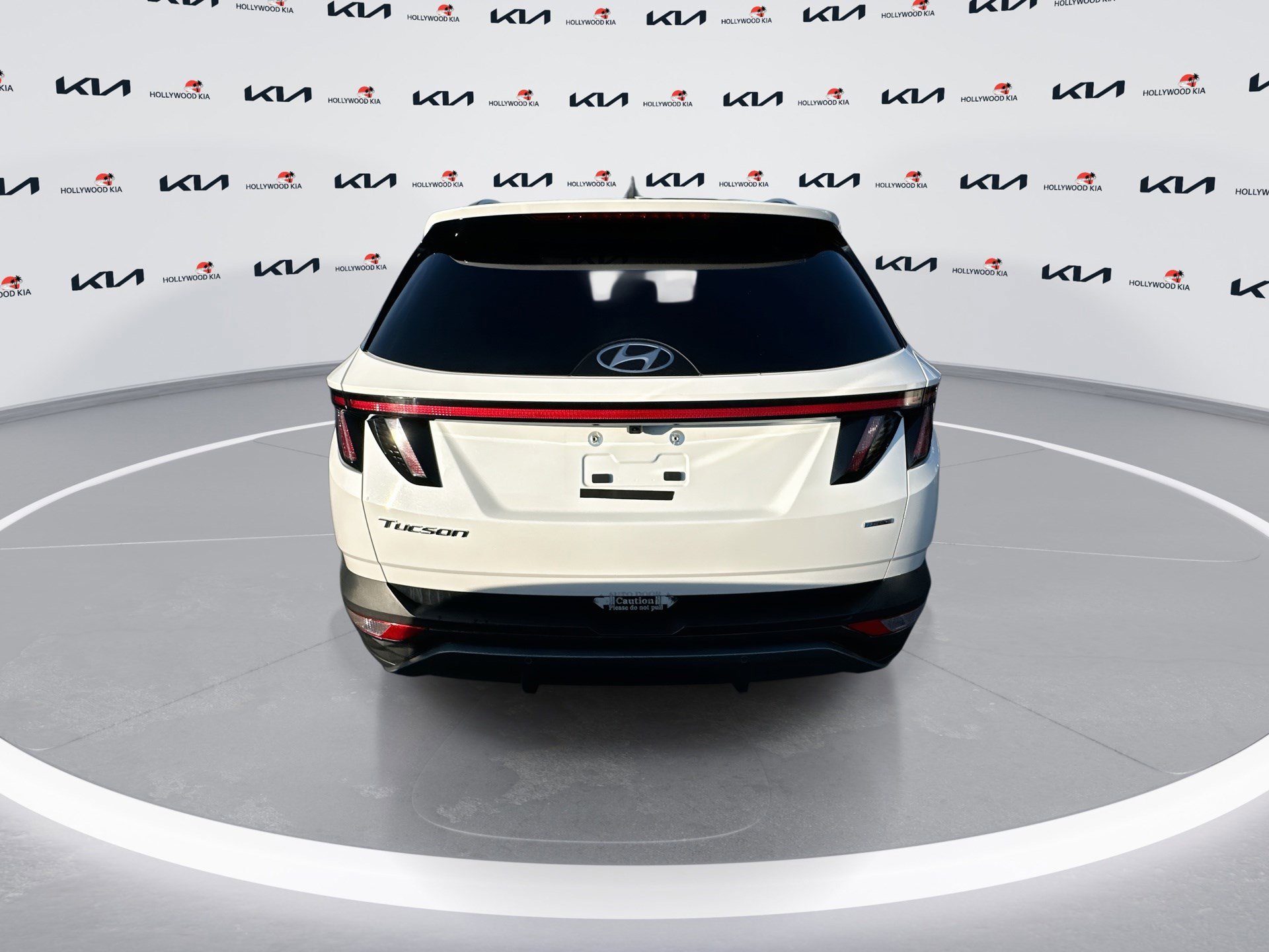 Used 2023 Hyundai Tucson Limited w/ Cargo Package image 7