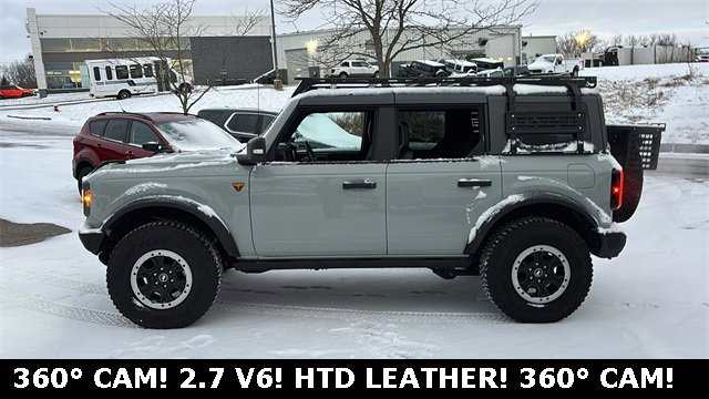 Used 2024 Ford Bronco Badlands image 3