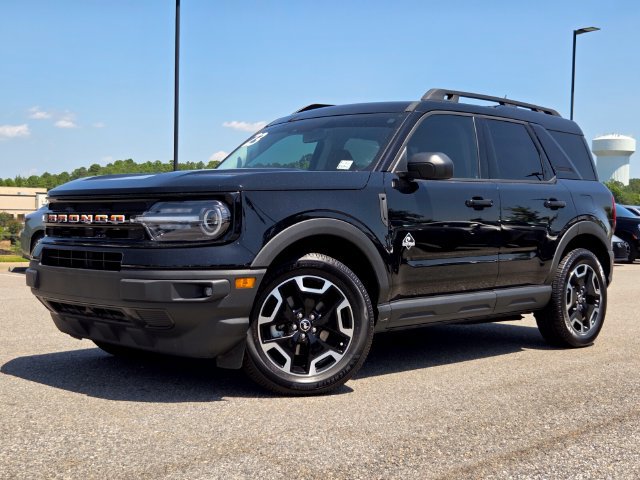 Used 2023 Ford Bronco Sport Outer Banks w/ Tech Package AWD/4WD image 22