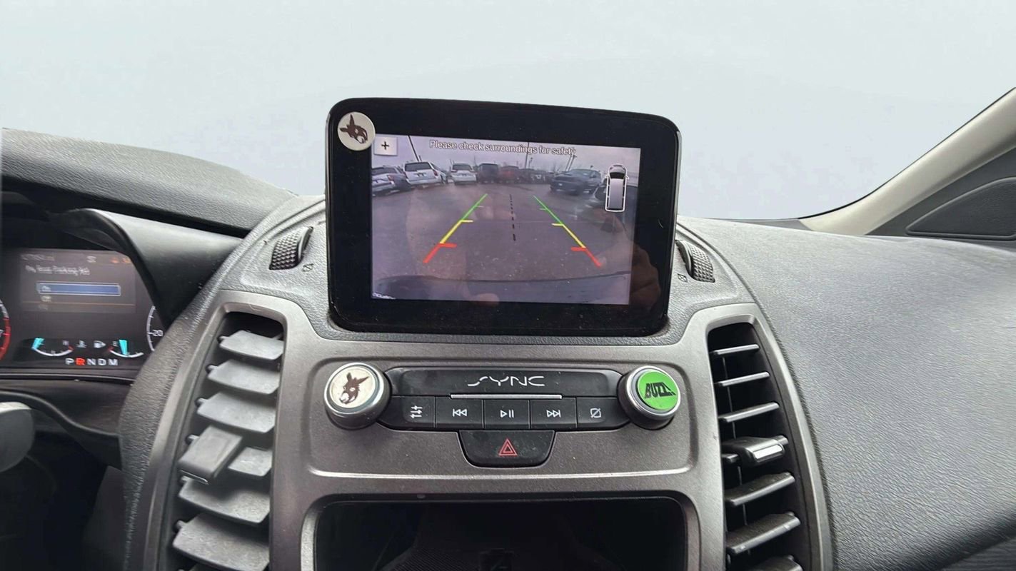 Used 2019 Ford Transit Connect XLT image 10
