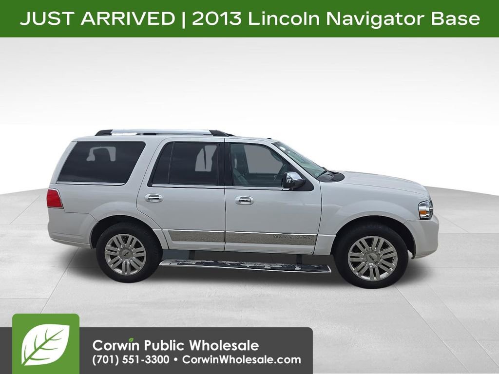 Used 2013 Lincoln Navigator 4WD w/ HD Trailer Tow Pkg image 1
