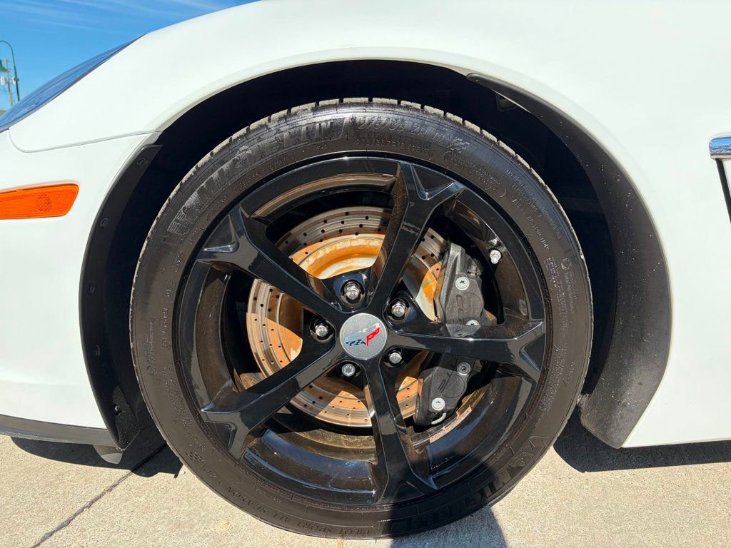 Used 2013 Chevrolet Corvette Grand Sport w/ 4LT Preferred Equipment Group image 19