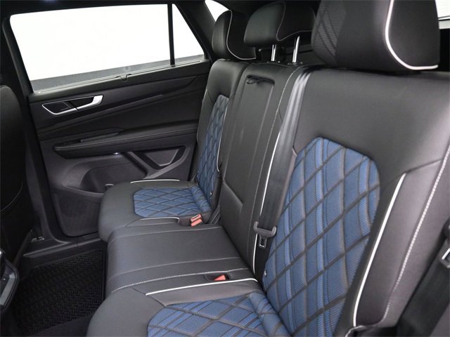 New 2025 Volkswagen Atlas Cross Sport SEL Premium R-Line image 14
